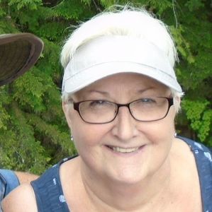 Meet your Posher, Deb